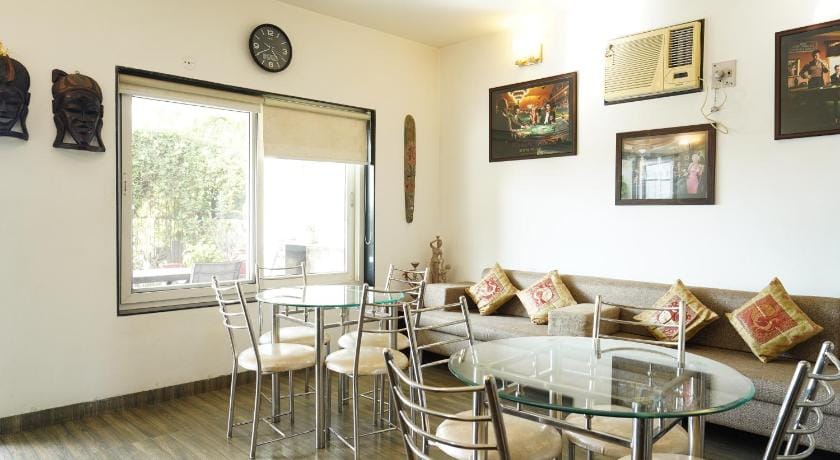 Lagovilla Bhopal Bed and Breakfast in India