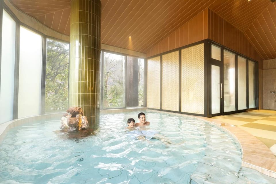 Ooedo Onsen Monogatari Premium Yamanaka Grand Hotel Ryokan in Ishikawa Prefecture