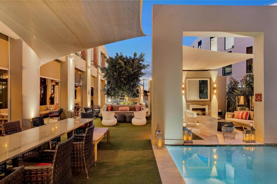 Protea Hotel by Marriott Fire & Ice! Pretoria Menlyn Hotel in Pretoria