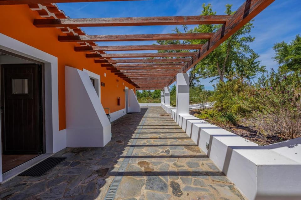 Tons da Terra - Casa de Campo & SPA Country House in Setubal District