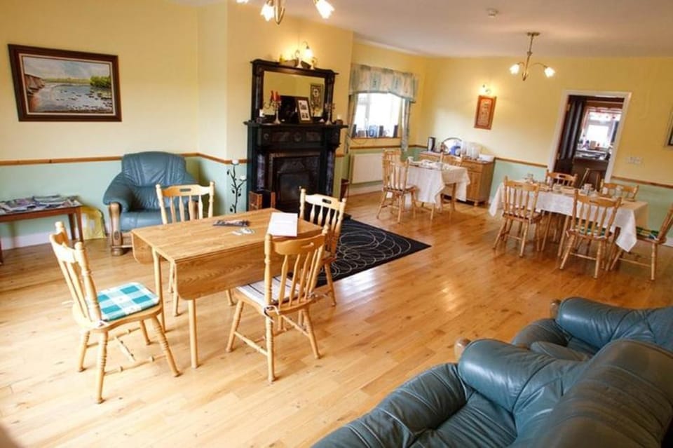 Dun Cromain Bed and Breakfast Hotel in County Galway