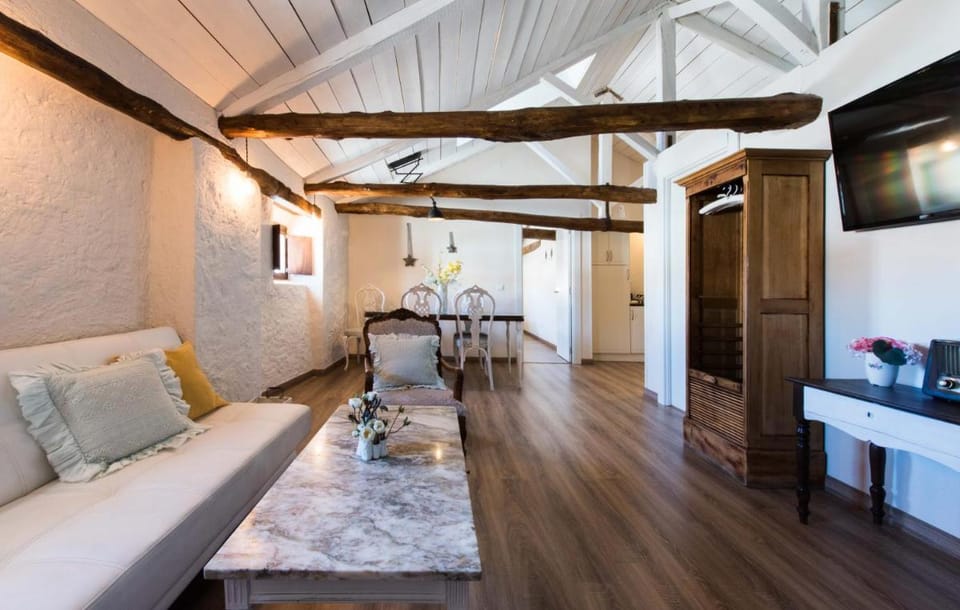 La Casa de la Vieja - Rustic & Charming Appartments Bed and Breakfast in La Mancha