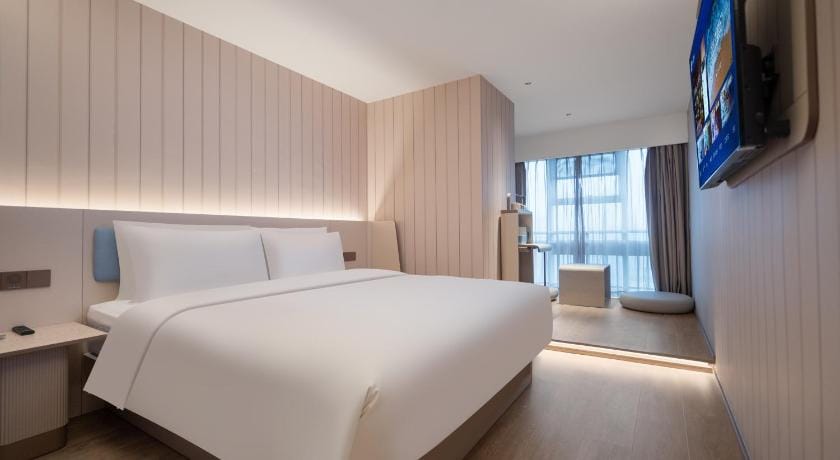 Hanting Hotel Chongqing Liziba Niujiaotuo Metro Station Hotel in China