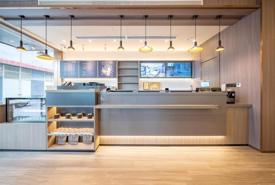 Hanting Hotel Shanghai Jiaotong University Jiangchuan Road Second Branch Hotel in Shanghai
