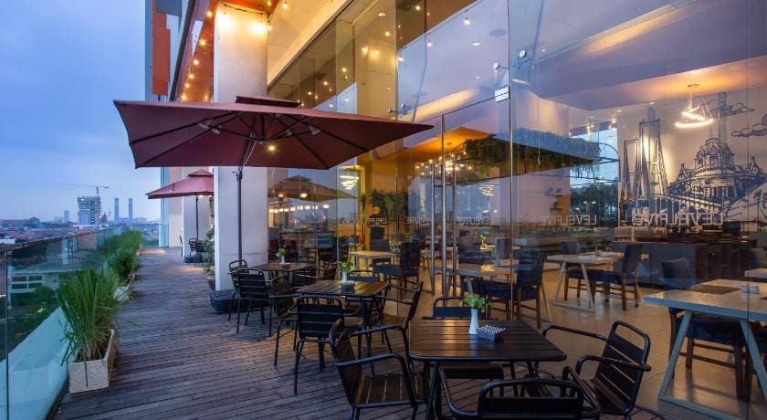 HARRIS Hotel & Conventions Gubeng Hotel in Surabaya