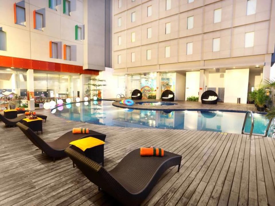 HARRIS Hotel & Conventions Gubeng Hotel in Surabaya