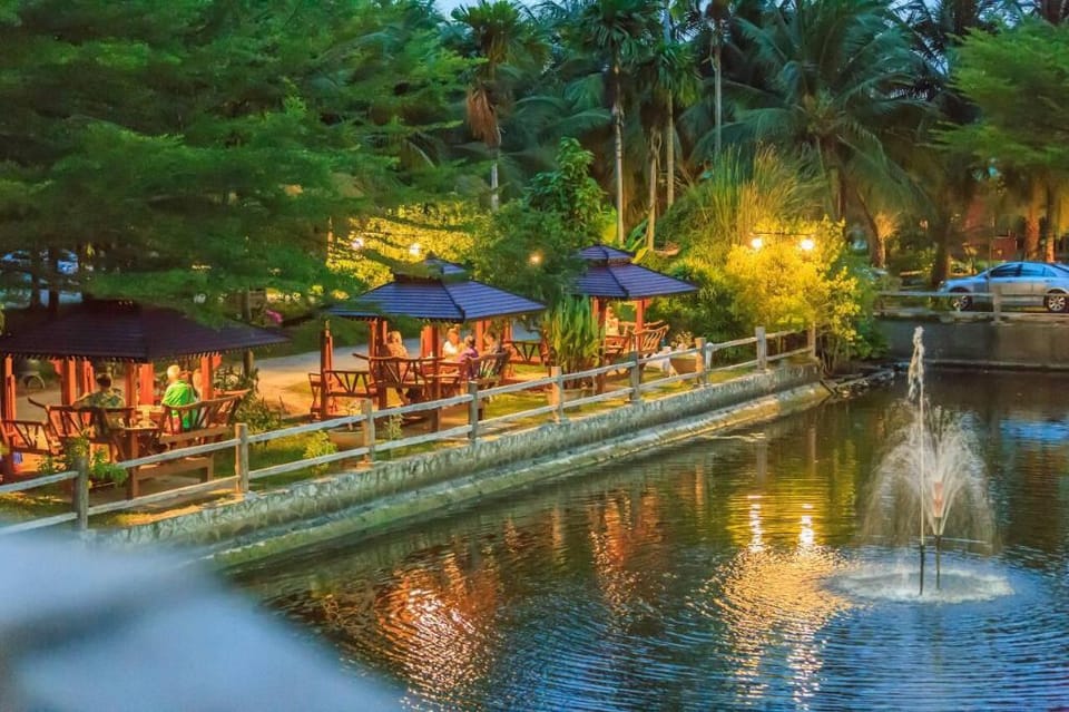 Coconut Resort Hotel in Chon Buri Changwat