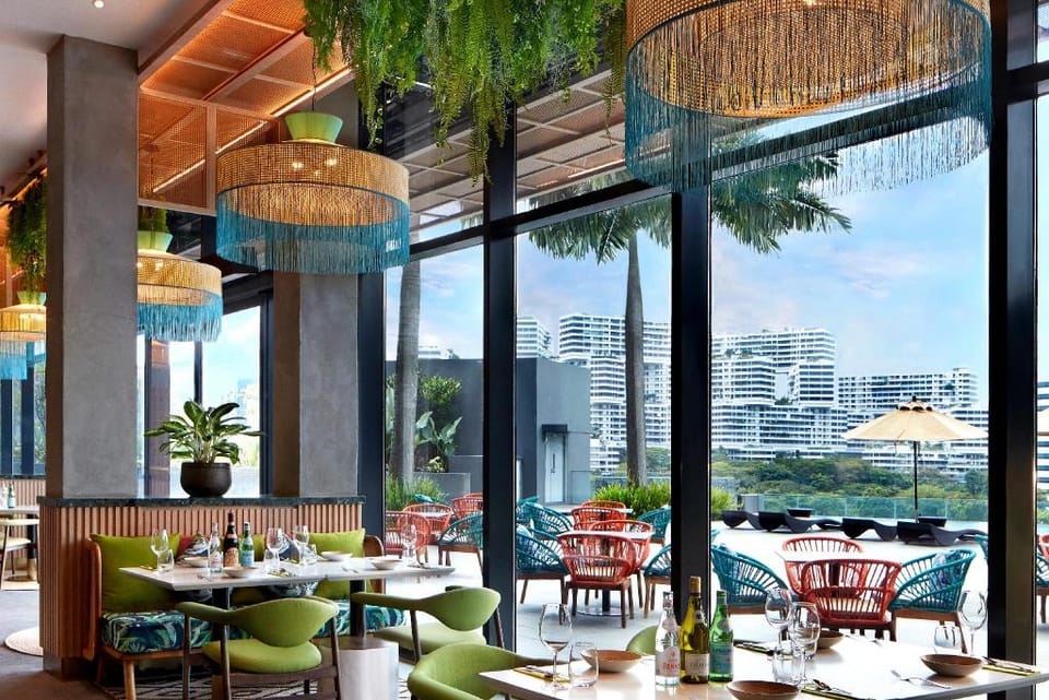 Momentus Hotel Alexandra Hotel in Singapore