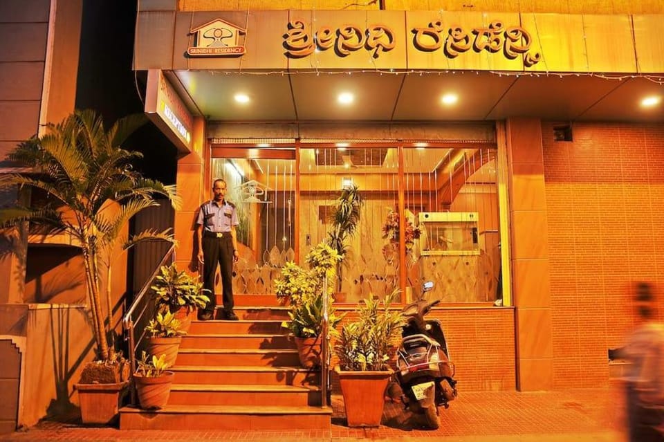 Zipp Lite Murugeshpalya Hotel in Bengaluru