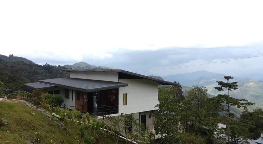 Ayana Holiday Resort Lodge in Sabah