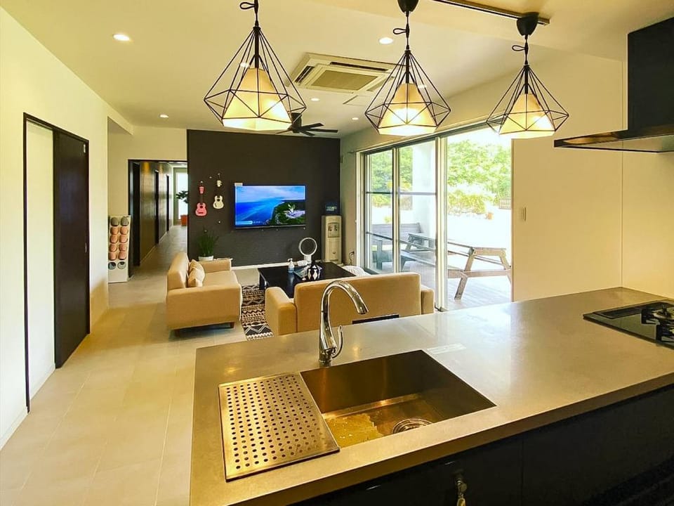 Guesthouse Umioto Miyakojima Hotel in Okinawa Prefecture