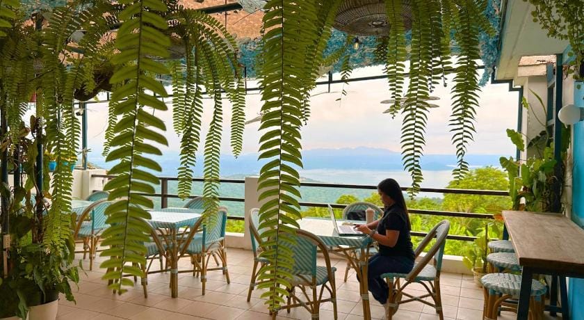 Cabins by Eco Hotel Tagaytay Hotel in Tagaytay