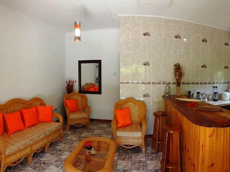 Chloes Cottage Self Catering Vacation rental in Africa