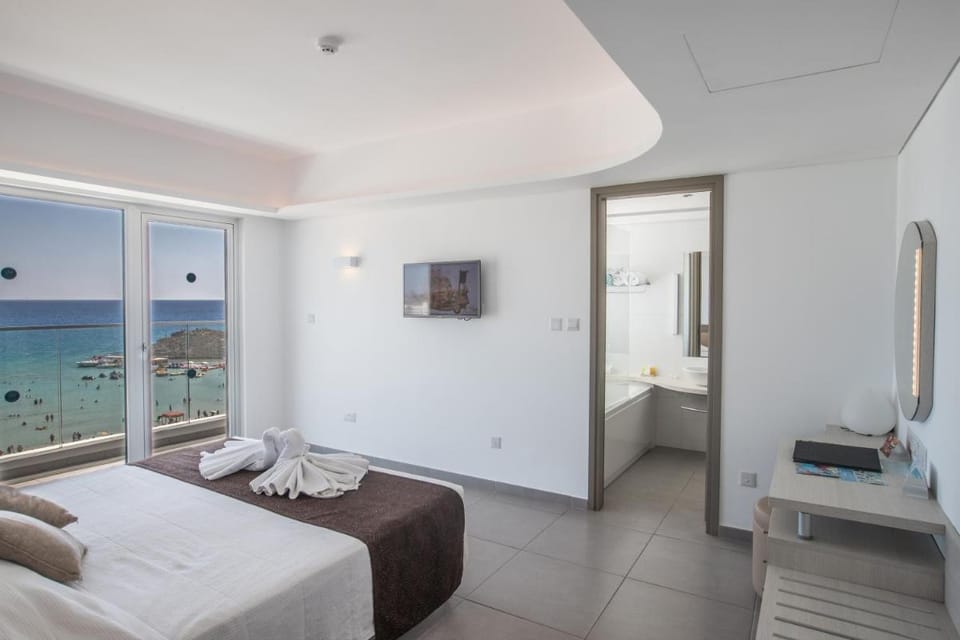 Vassos Nissi Plage Hotel & Spa Hotel in Sotira