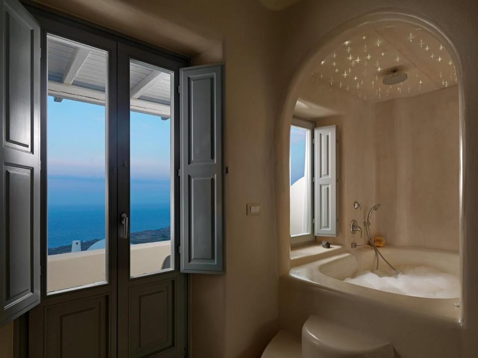 Dome Santorini Resort Hotel in Santorini