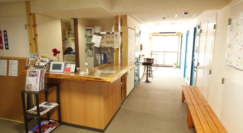 Kyoto Uraraka Guest House Bed and Breakfast in Kyoto