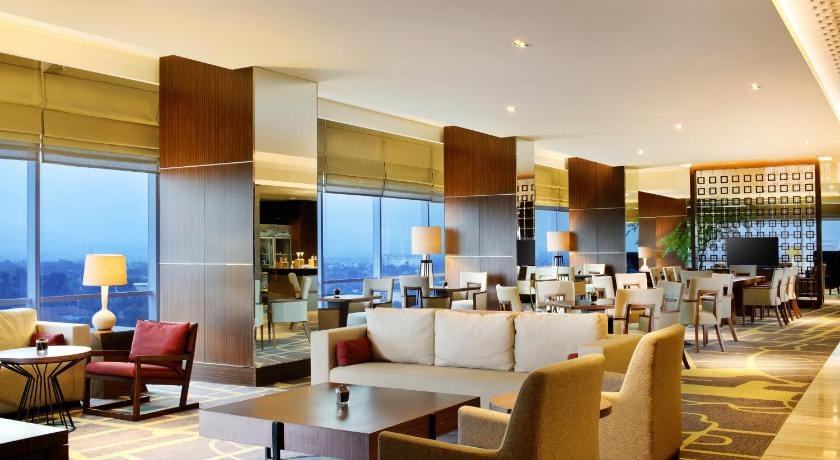 Crowne Plaza Bandung By IHG Hotel in Bandung