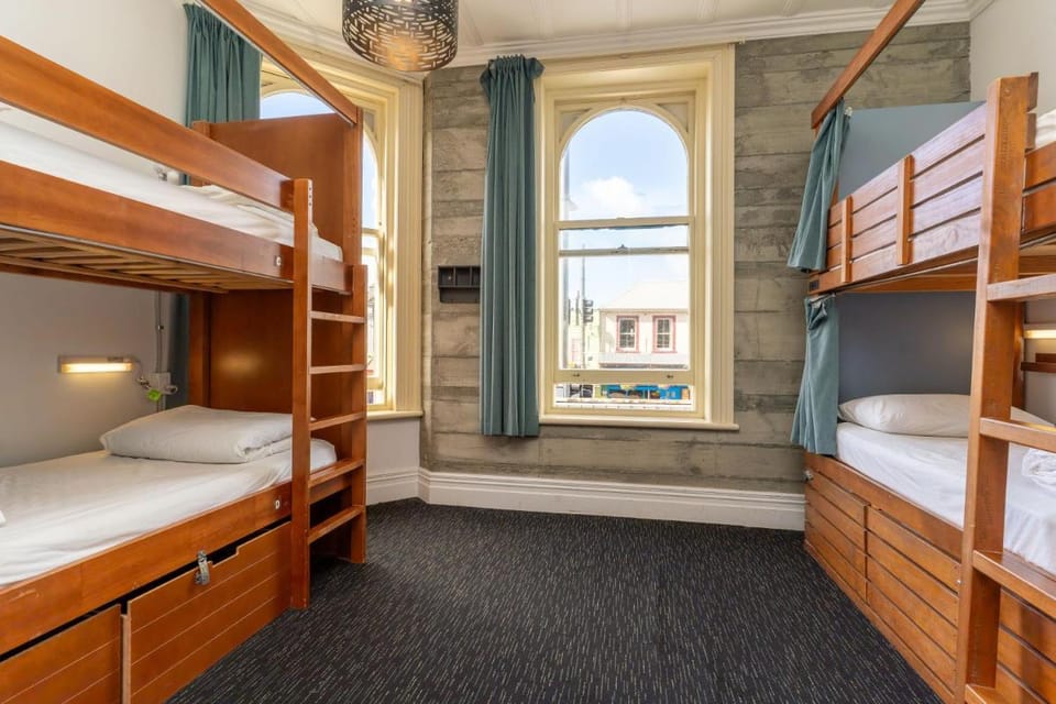 Haka Lodge Auckland Hostel in Auckland