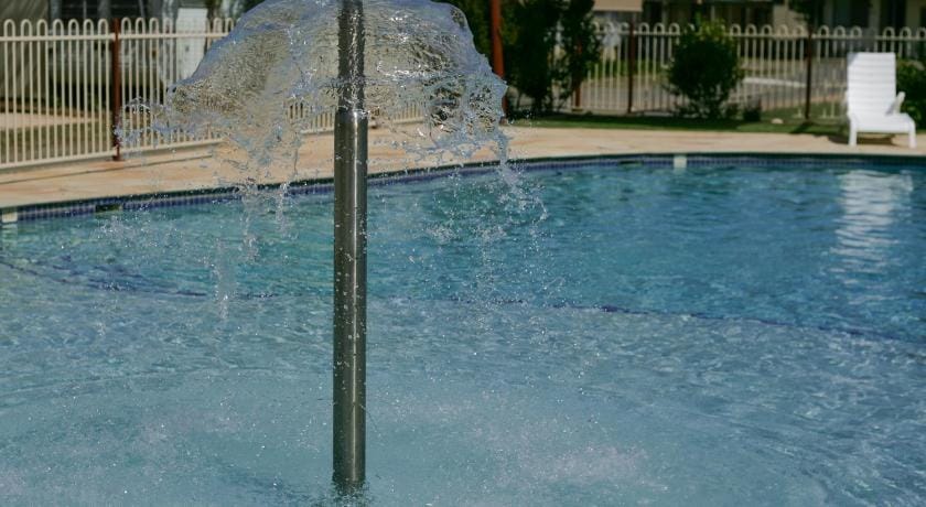 Sun Country Lifestyle Park Campground/ 
RV Resort in Mulwala