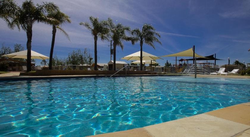 Sun Country Lifestyle Park Campground/ 
RV Resort in Mulwala