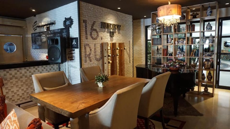 Roosseno Plaza Serviced Apartment Hotel in South Jakarta City