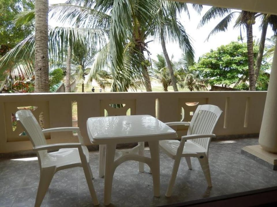 Janishi Residencies Bed and Breakfast in Negombo