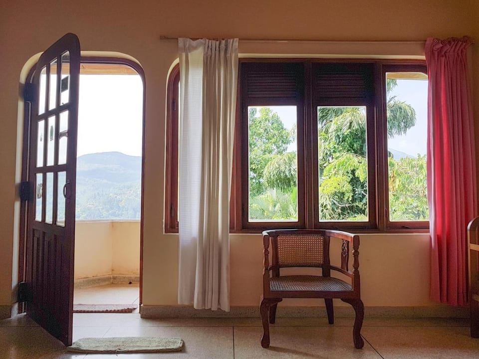 The Views Kandy - 360 Mountain View Vacation rental in Kandy