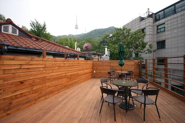 Crib 49 Guesthouse Seoul - foreigner only Bed and Breakfast in Seoul