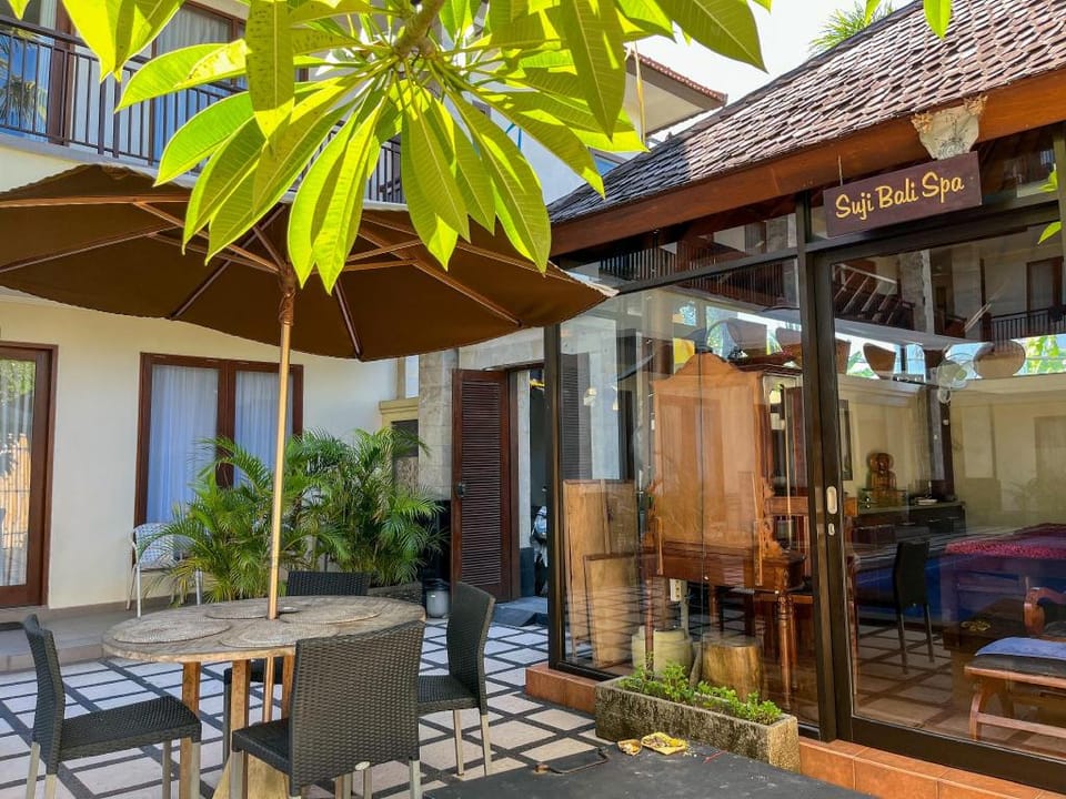 Suji Apartment Apartment in Kuta