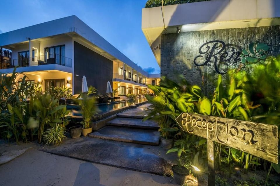 Ren Resort Hotel in Ream