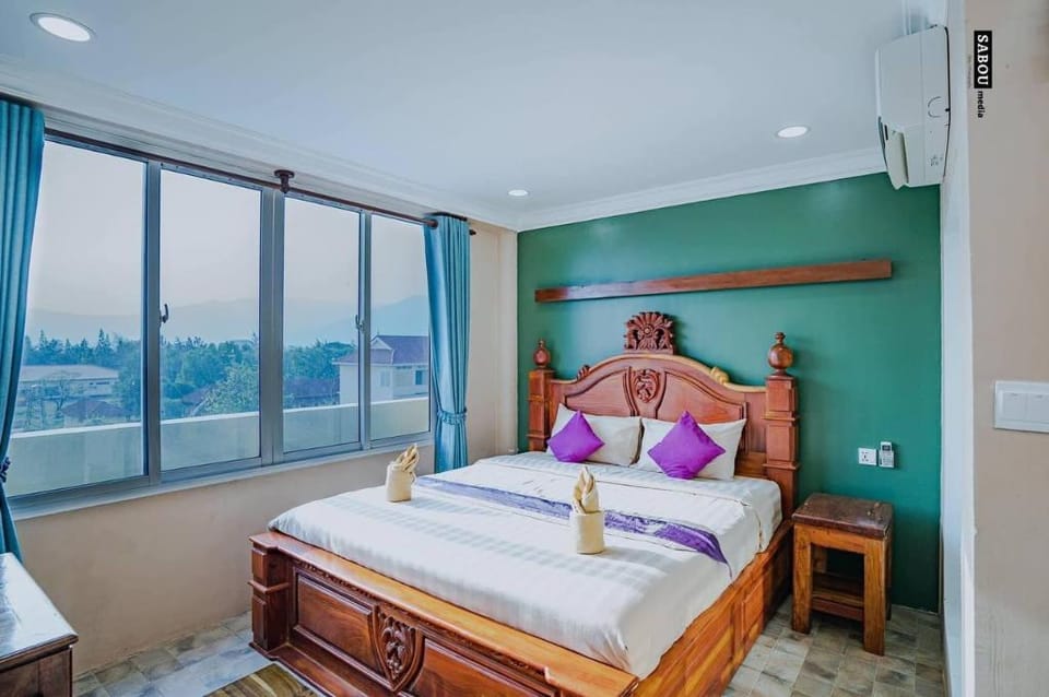 Neakru Guesthouse and Restaurant Hotel in Cambodia