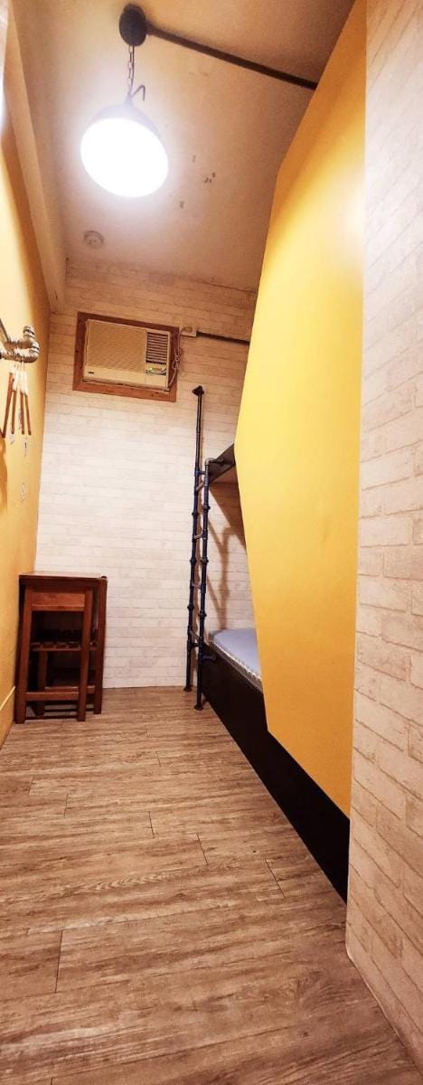 蜂巢膠囊旅店 - Hive B&B Hostel in Taiwan, Province of China