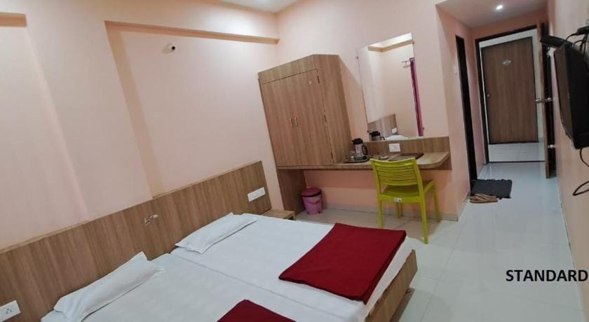 hotel Aaditya Palace Hotel in Maharashtra