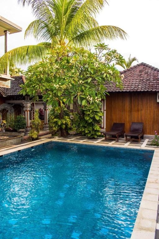 Hotel Shri Ganesh Bed and Breakfast in Buleleng