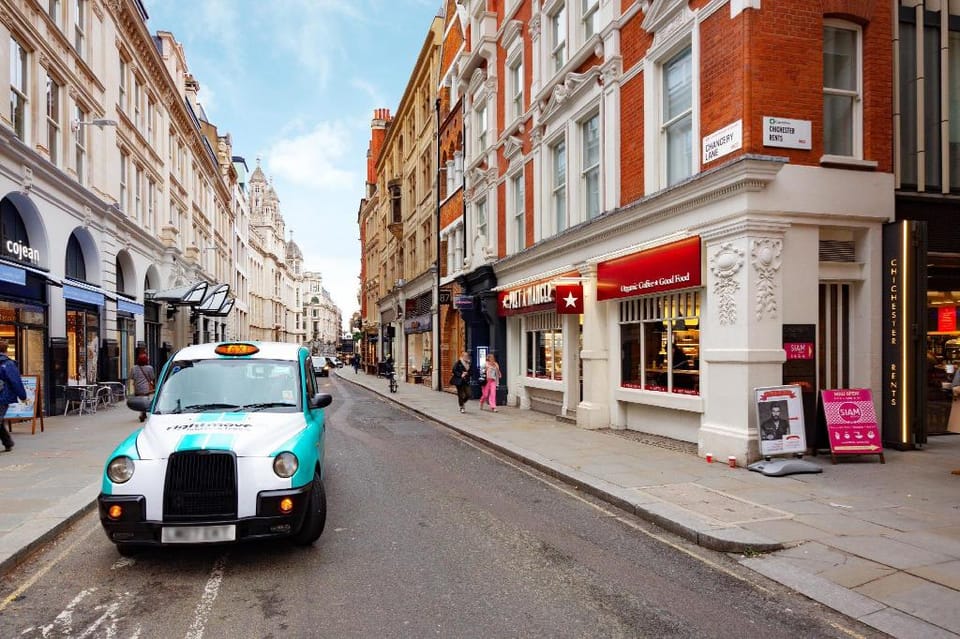 One Bedroom Serviced Apartment in Holborn, Chancery Lane Apartment in City of Westminster