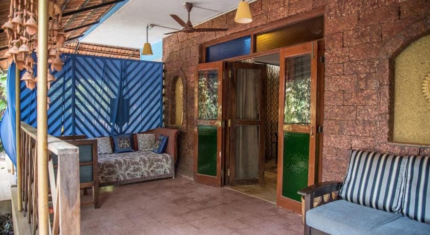Papa Jolly Eco Resort - Near Morjim Resort in Mandrem