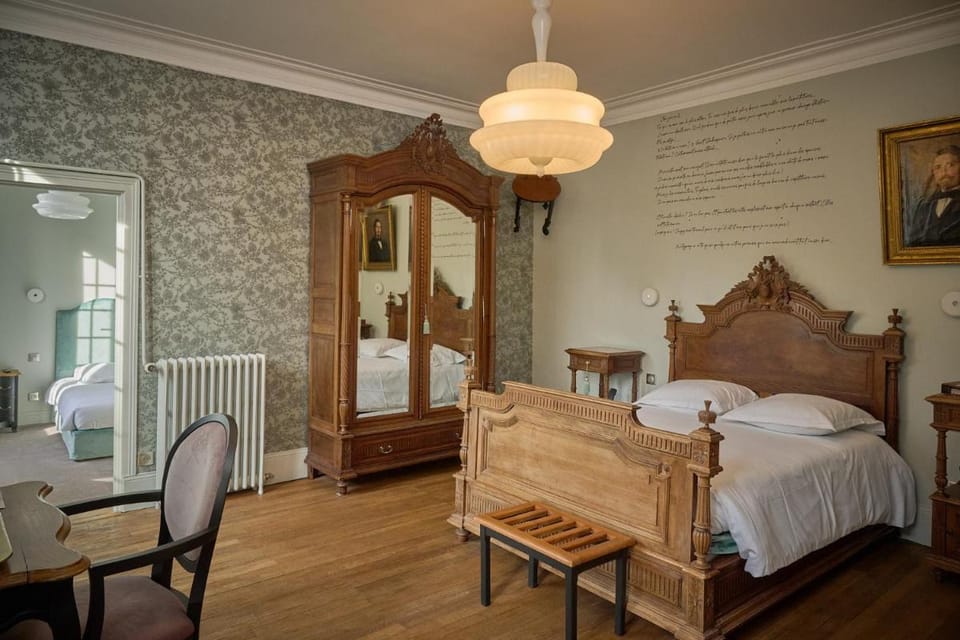 Hôtel du Château Bois Guibert Bed and Breakfast in Centre-Val de Loire