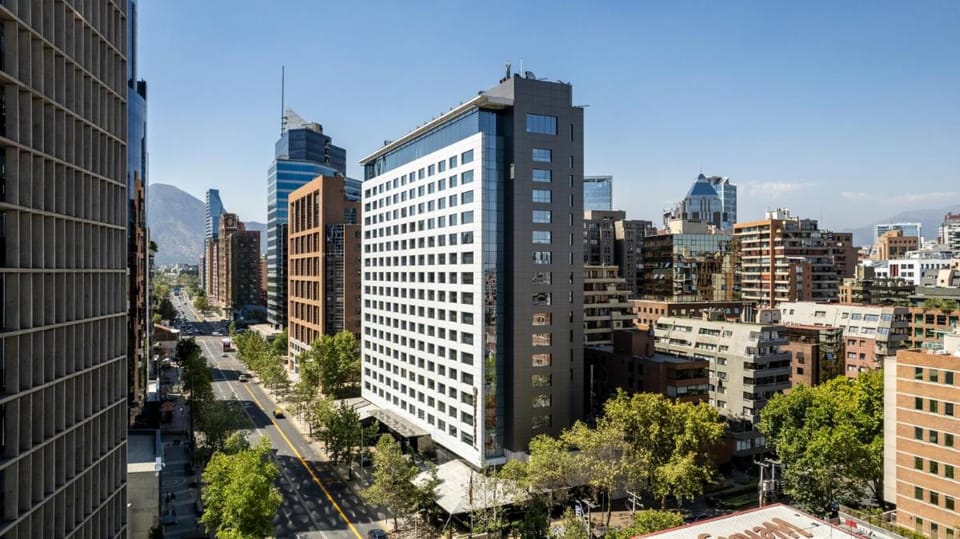 DoubleTree BY HILTON Santiago Vitacura Hotel in Providencia