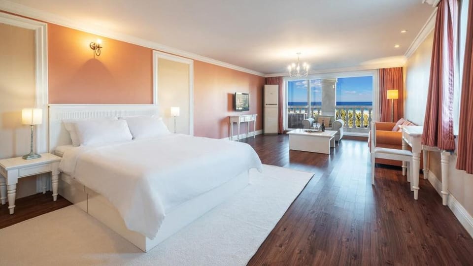 Yangyang Golden Bay Pension Hotel in South Korea