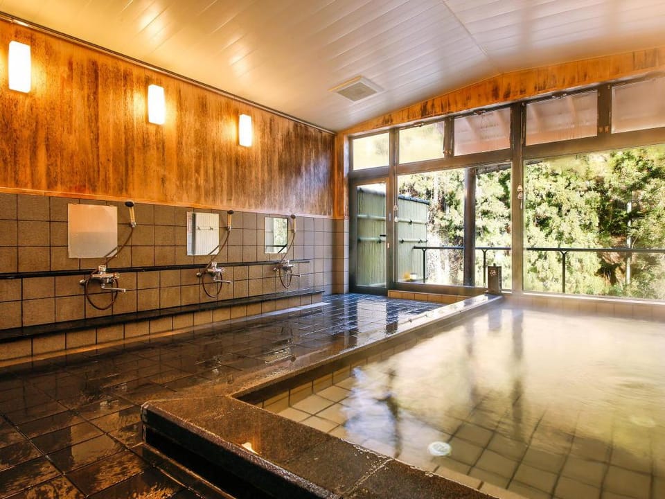 Ryokan Chinsen-Rou Hotel in Kyoto