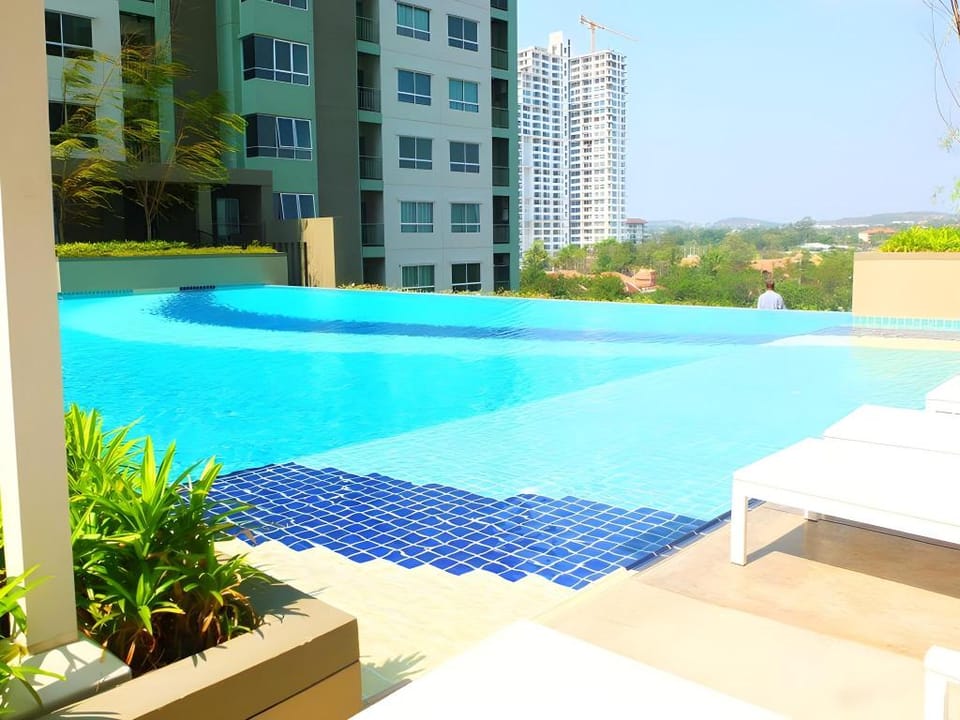 Lumpini Jomtien Seaview E22Inn Apartment in Pattaya City