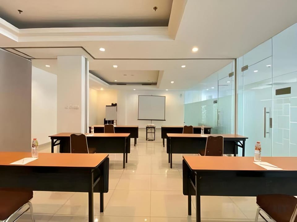 Amaris Hotel Hertasning Hotel in Indonesia