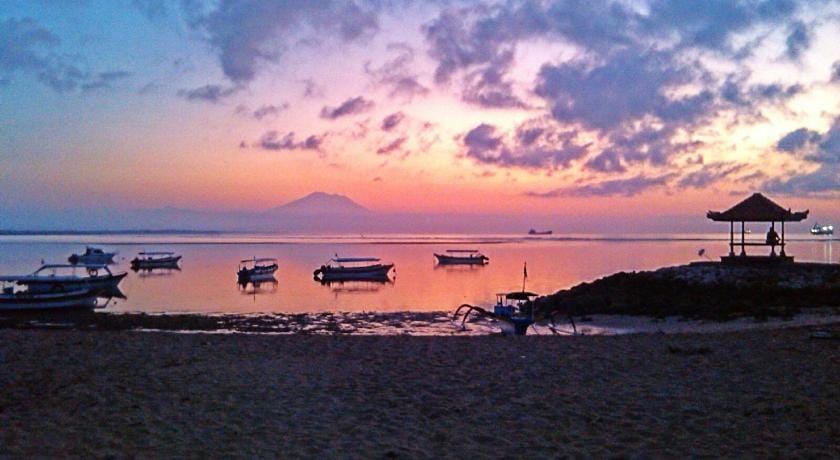 D Mell Bali Villa Campground/ 
RV Resort in Kuta Selatan
