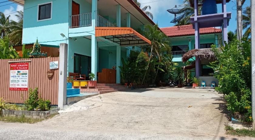 Stella Resort Khanom Bed and Breakfast in Thailand