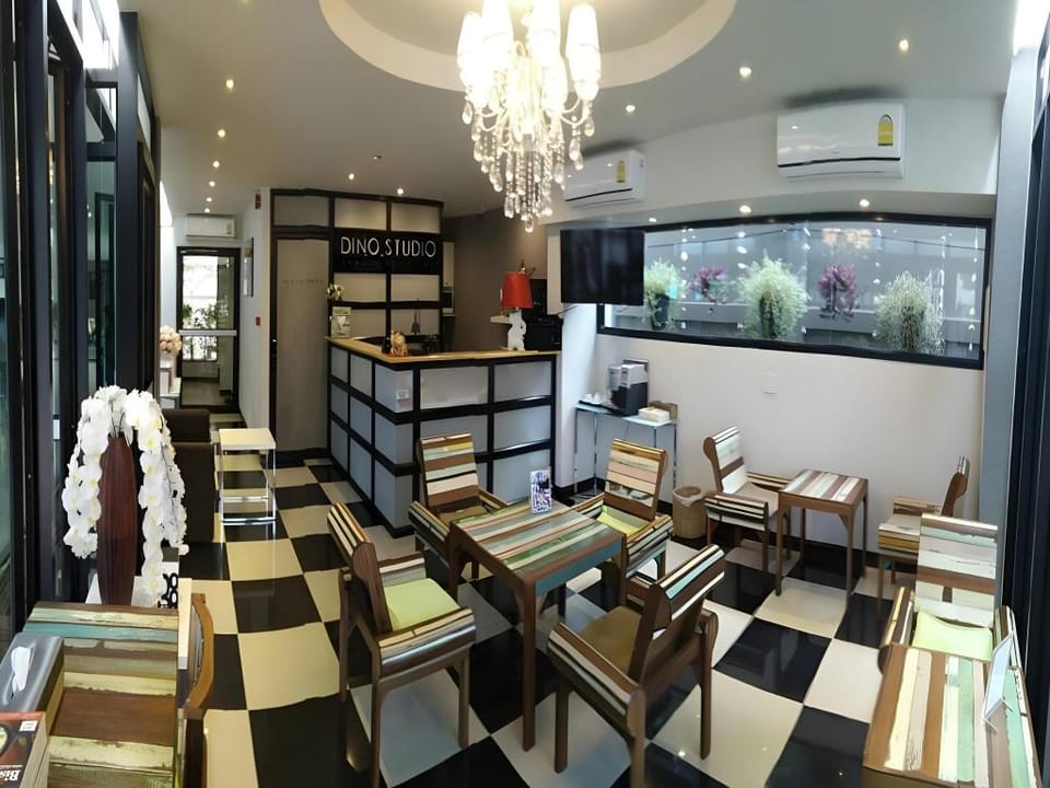 Dino Studio Luxury Homestay Hotel in Laos