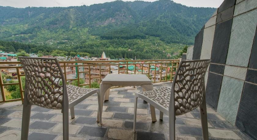 Glacier Resorts Hotel in Punjab, India