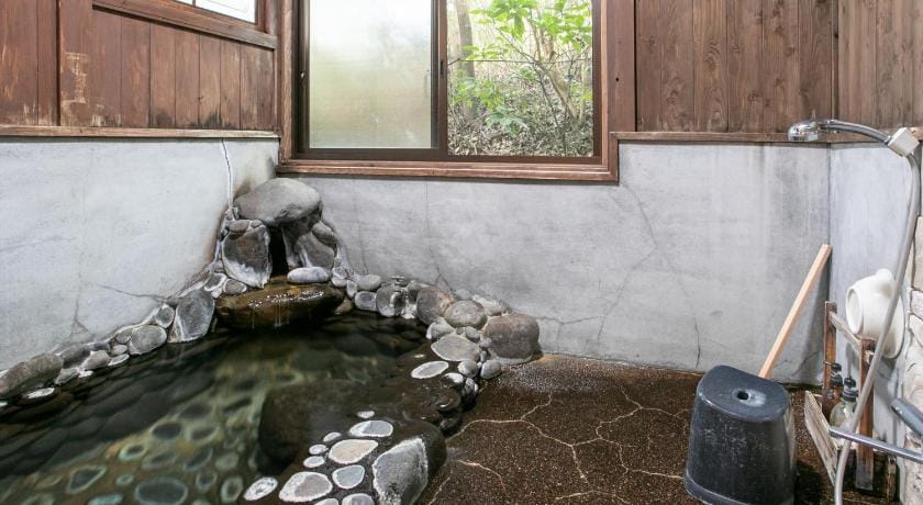 Yufuin Bessou Shikisai Hotel Ryokan in Japan