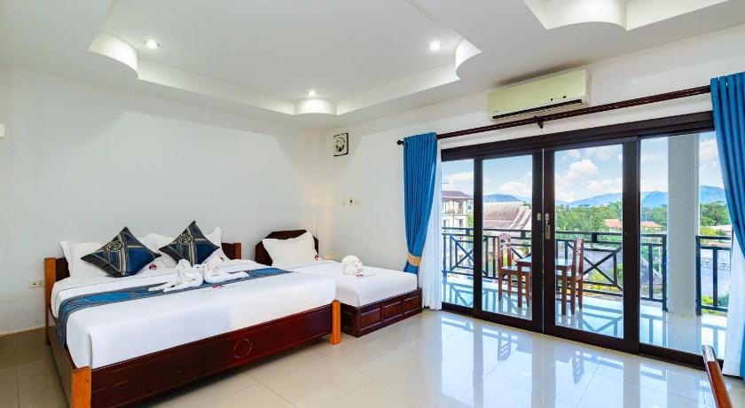 The Grand Riverside Hotel-1 Hotel in Vang Vieng