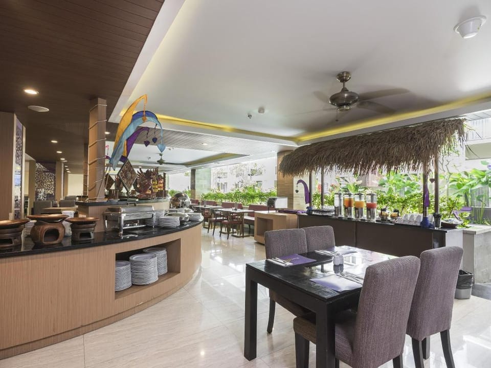 Quest San Hotel Denpasar by ASTON Hotel in Denpasar
