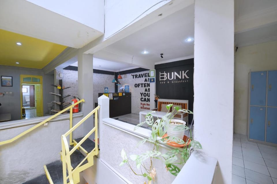 Bunk Bed and Breakfast Hostel in Yogyakarta
